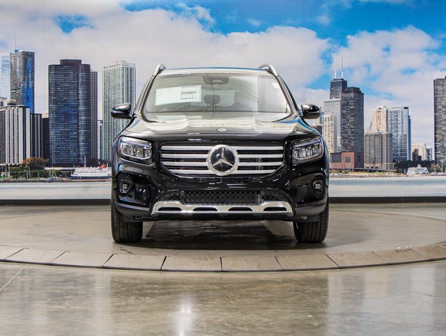 2025 Mercedes Benz GLB 250 4MATIC photo 3