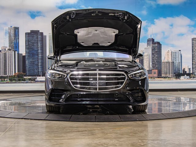 2022 Mercedes Benz S 580 4MATIC photo 4