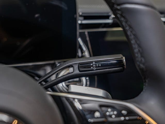 2026 Mercedes-Benz E-Class E350 - Photo 17
