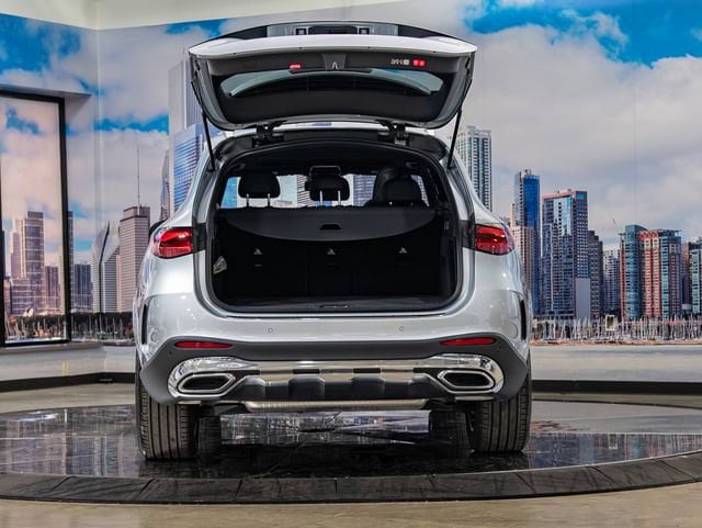 2026 Mercedes-Benz GLC Base - Photo 12