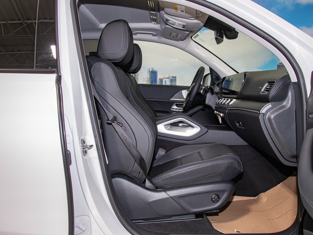 2026 Mercedes-Benz GLE GLE450 - Photo 21