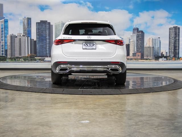 2027 Mercedes-Benz GLC Base - Photo 10