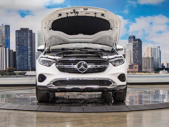 2026 Mercedes Benz GLC 350e 4MATIC photo 4