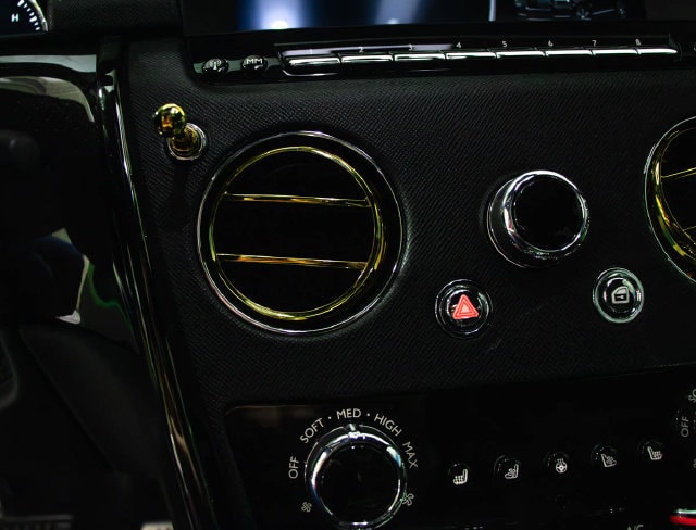 2023 Rolls-Royce Cullinan Black Badge - Photo 32