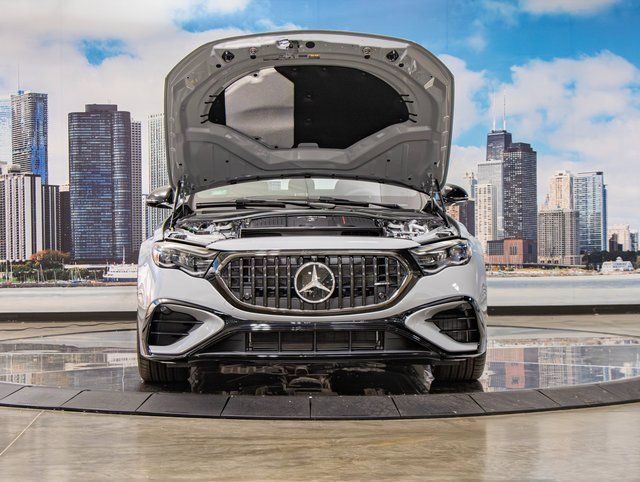 2026 Mercedes Benz E 53 AMG photo 3