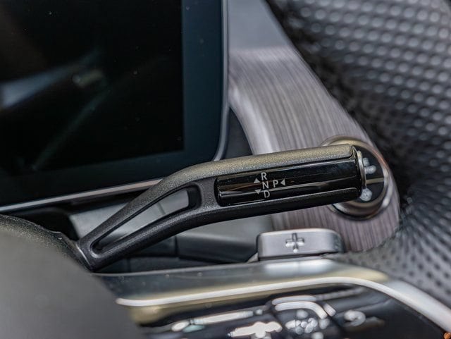 2026 Mercedes-Benz GLC Base - Photo 17