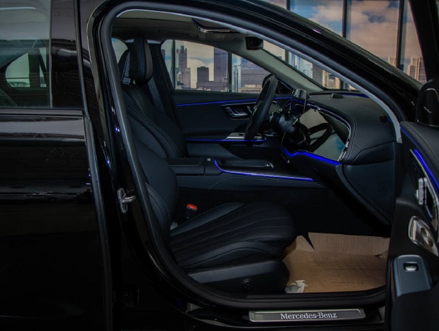 2027 Mercedes-Benz E-Class E450 - Photo 21