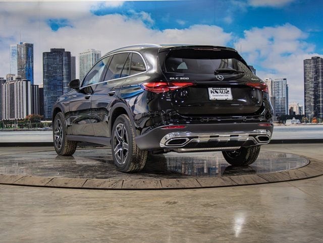 2026 Mercedes-Benz GLC Base - Photo 9