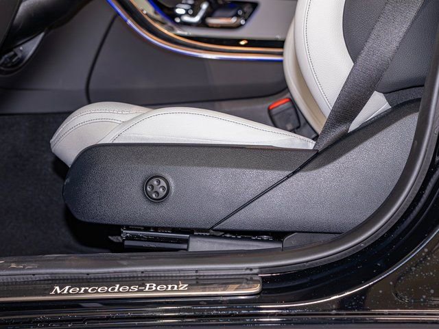 2026 Mercedes-Benz GLC Coupe GLC 300 - Photo 15