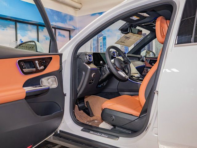 2026 Mercedes-Benz GLC Base - Photo 13