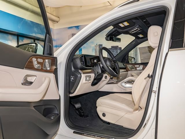 2026 Mercedes-Benz GLE GLE580 - Photo 13