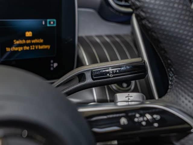 2024 Mercedes-Benz GLC GLC 300 - Photo 17