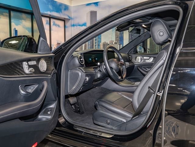 2022 Mercedes-Benz E-Class E450 - Photo 13