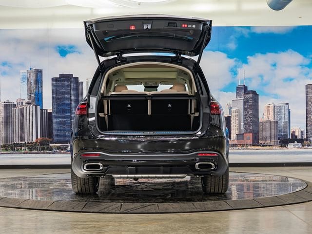 2026 Mercedes-Benz GLS Base - Photo 12
