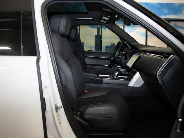 2023 Land Rover Range Rover SE - Photo 20