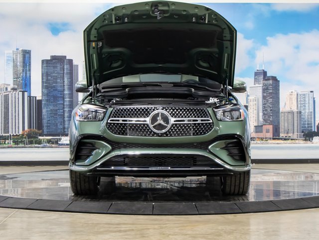 2026 Mercedes Benz GLE 350 4MATIC photo 3
