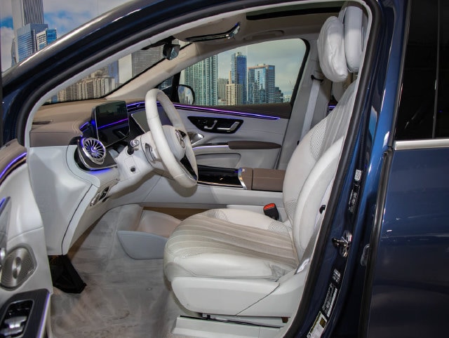 2023 Mercedes-Benz EQS SUV Base - Photo 19
