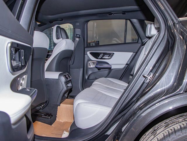 2026 Mercedes-Benz GLC Base - Photo 22