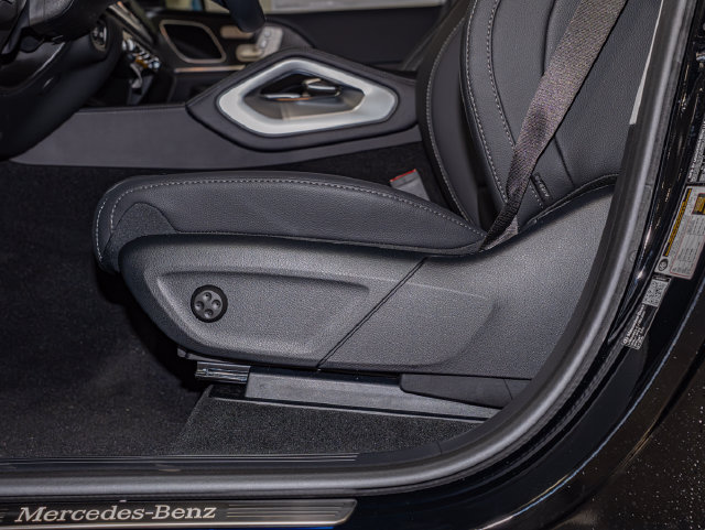 2026 Mercedes-Benz GLE GLE450 - Photo 15
