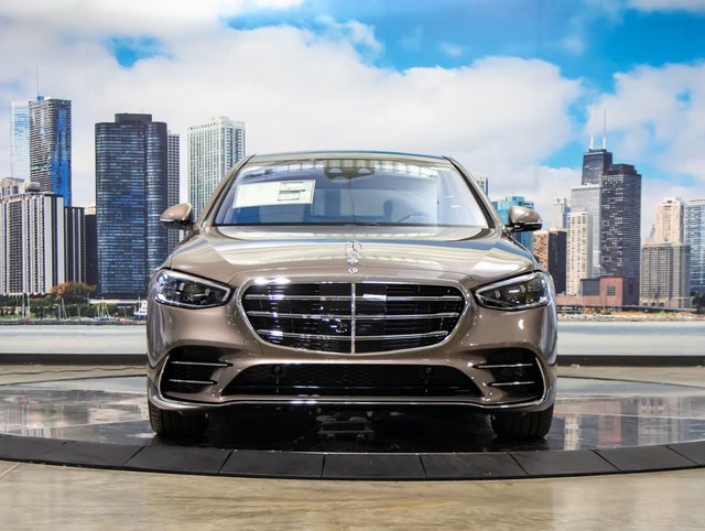 2026 Mercedes Benz S 580 4MATIC photo 2