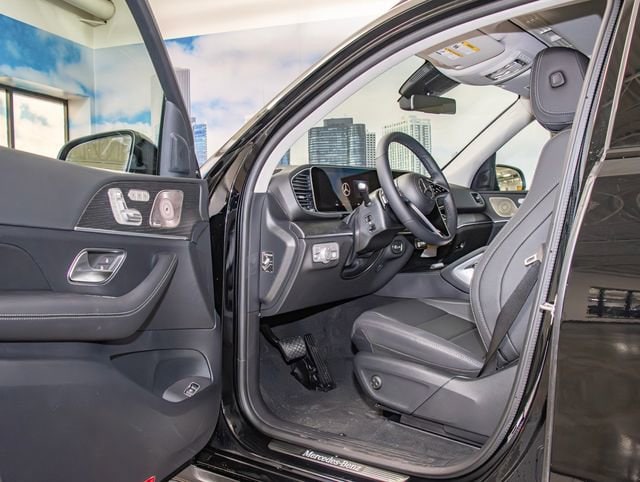 2026 Mercedes-Benz GLE GLE450 - Photo 13