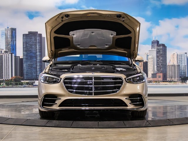 2026 Mercedes Benz S 580 4MATIC photo 4