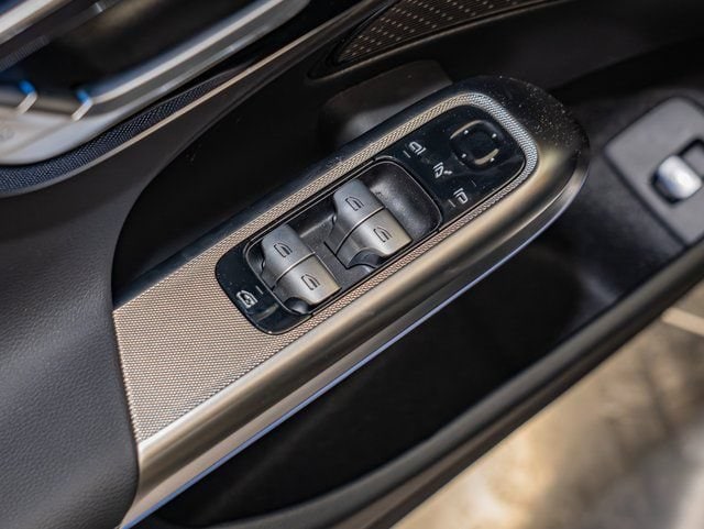 2026 Mercedes-Benz E-Class E350 - Photo 14