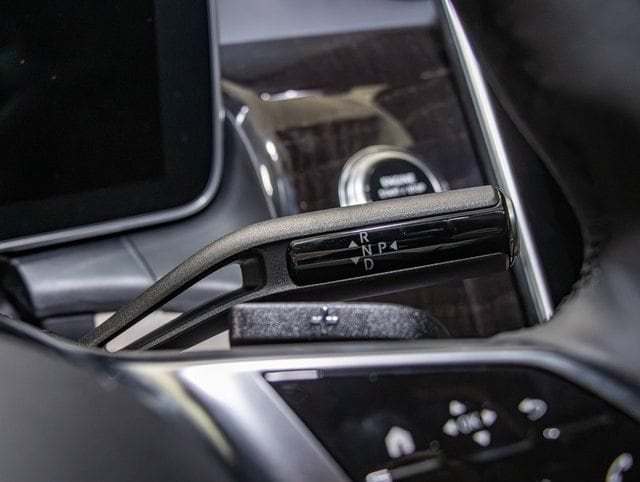 2026 Mercedes-Benz GLC Base - Photo 17