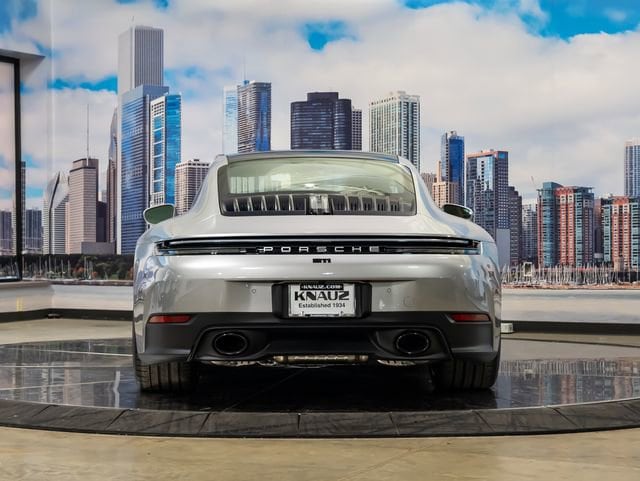 2026 Porsche 911 S - Photo 11
