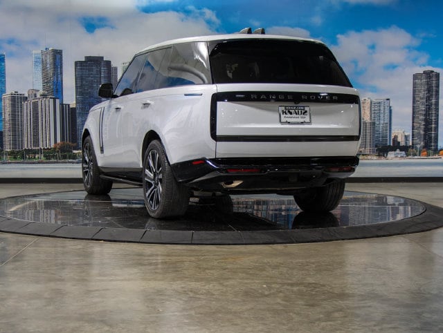 2023 Land Rover Range Rover SE - Photo 9