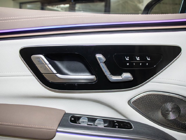 2023 Mercedes-Benz EQS SUV Base - Photo 12