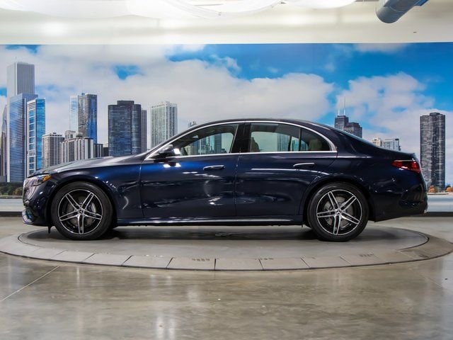 2026 Mercedes-Benz E-Class E450 - Photo 6