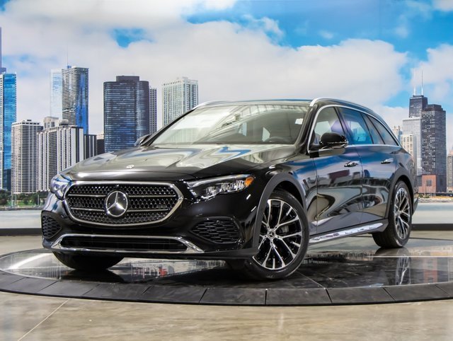 2025 Mercedes Benz E 450 4MATIC All-Terrain Wagon photo 2