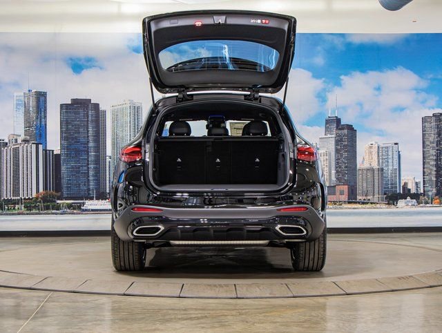2026 Mercedes-Benz GLC Base - Photo 12