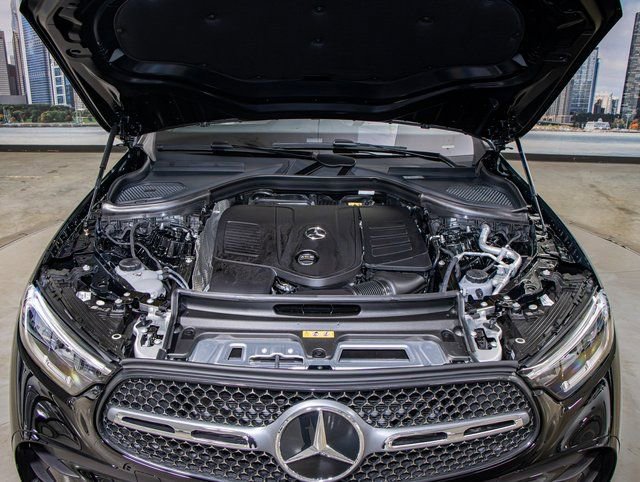2026 Mercedes-Benz GLC Base - Photo 5