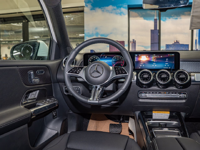 2026 Mercedes-Benz GLB GLB 250 - Photo 16
