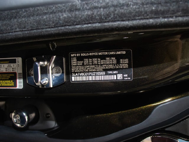 2023 Rolls-Royce Cullinan Black Badge - Photo 37