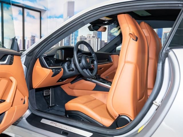 2026 Porsche 911 S - Photo 13