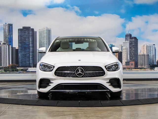 2023 Mercedes Benz E 350 4MATIC photo 3