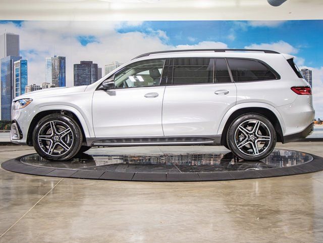 2026 Mercedes-Benz GLS Base - Photo 6