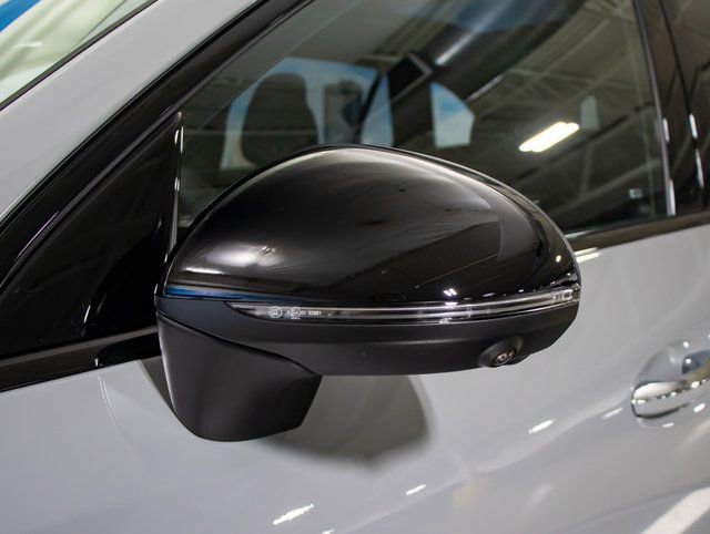 2026 Mercedes-Benz GLC Base - Photo 10
