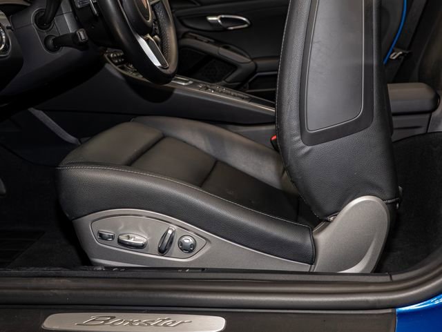 2017 Porsche 718 Base - Photo 18