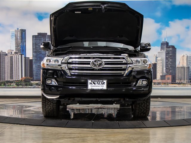 2021 Toyota Land Cruiser Base photo 2