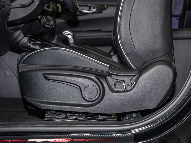 2024 Kia Forte GT-Line - Photo 15