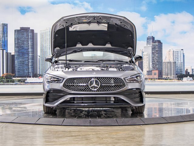2025 Mercedes Benz CLA 250 4MATIC photo 4