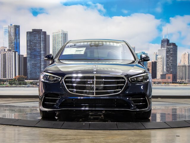 2026 Mercedes Benz S 580 4MATIC photo 2