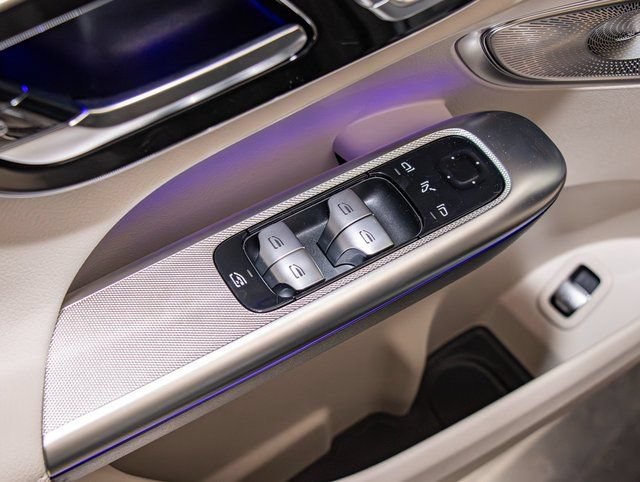 2026 Mercedes-Benz GLC Base - Photo 14