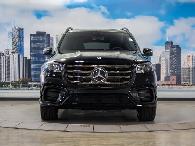 2025 Mercedes Benz GLS 450 photo 3