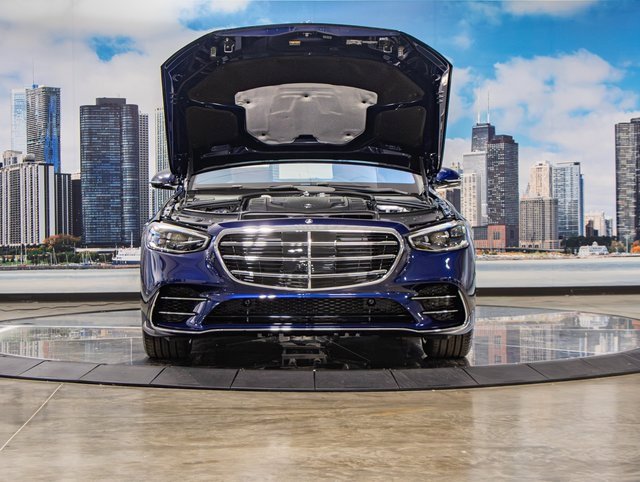 2026 Mercedes Benz S 580 4MATIC photo 4