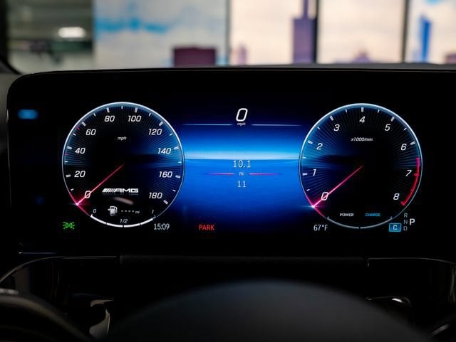 2026 Mercedes-Benz GLA AMG GLA 35 - Photo 18